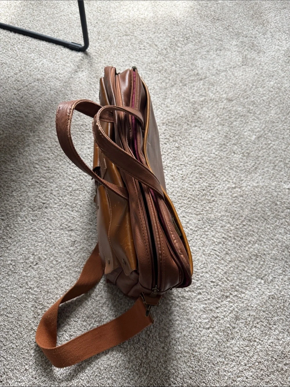 Men's Leather Messenger Bag in Brown - Classic Travel & Work Bag